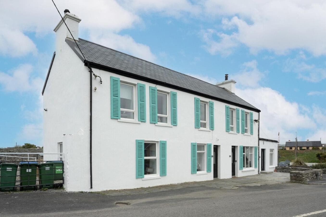 Вилла Holland House No3 Clarecastle Экстерьер фото