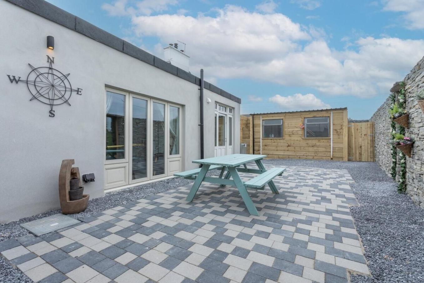 Вилла Holland House No3 Clarecastle Экстерьер фото